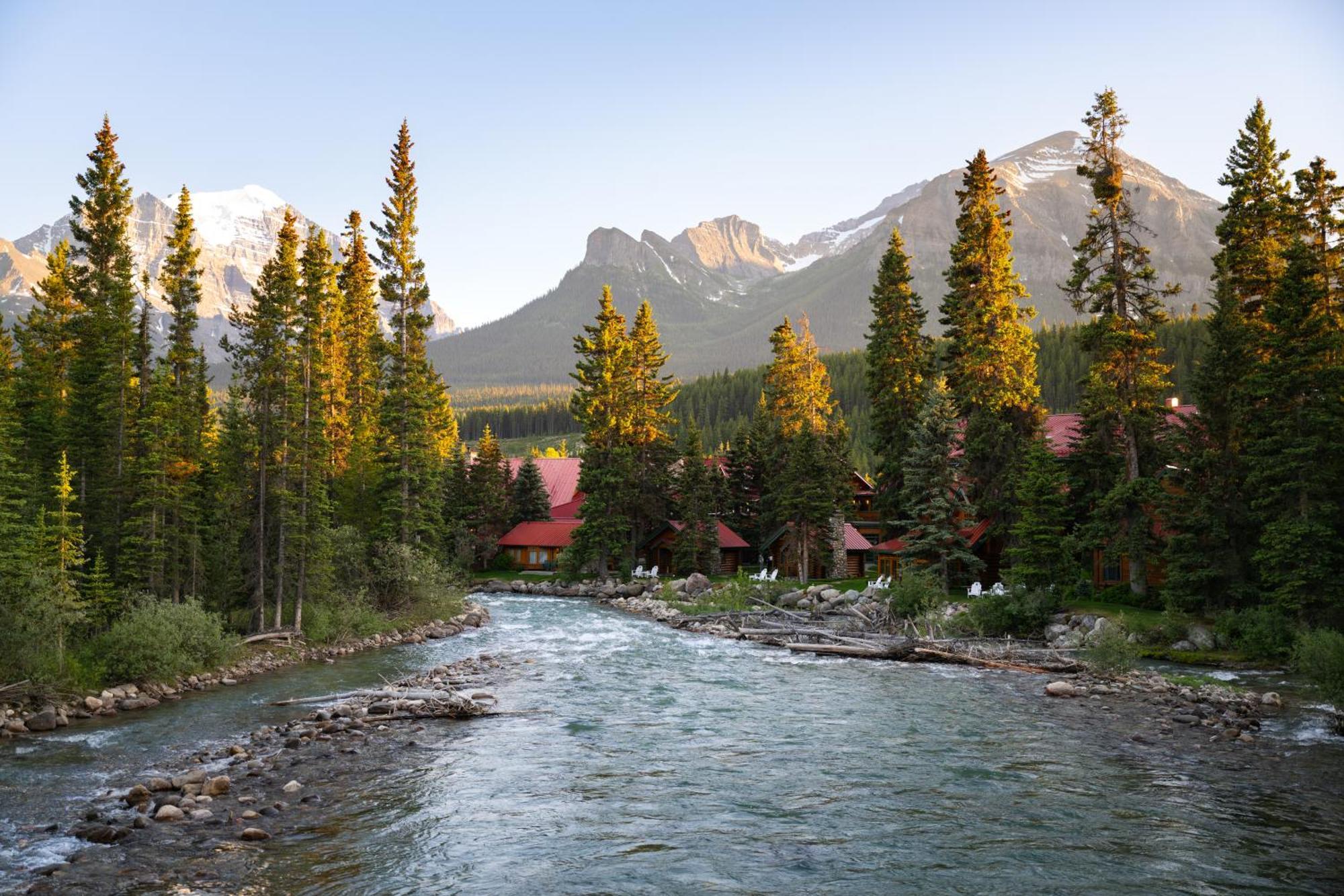 Post Hotel & Spa Lake Louise Exterior foto